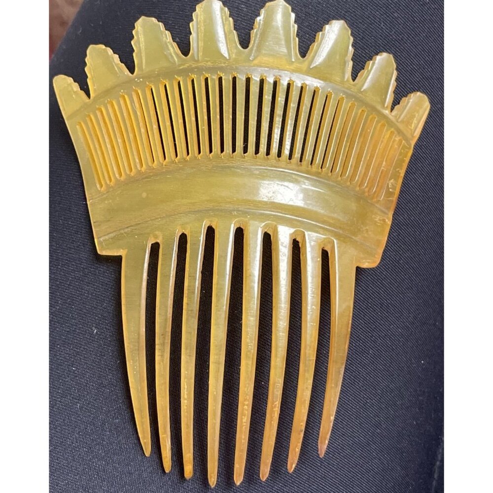 Vintage Butterscotch Bakelite Hair Comb 4x4.5” Tested As Seen